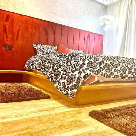 Luxury Apartment 2 Tamarist エクステリア 写真